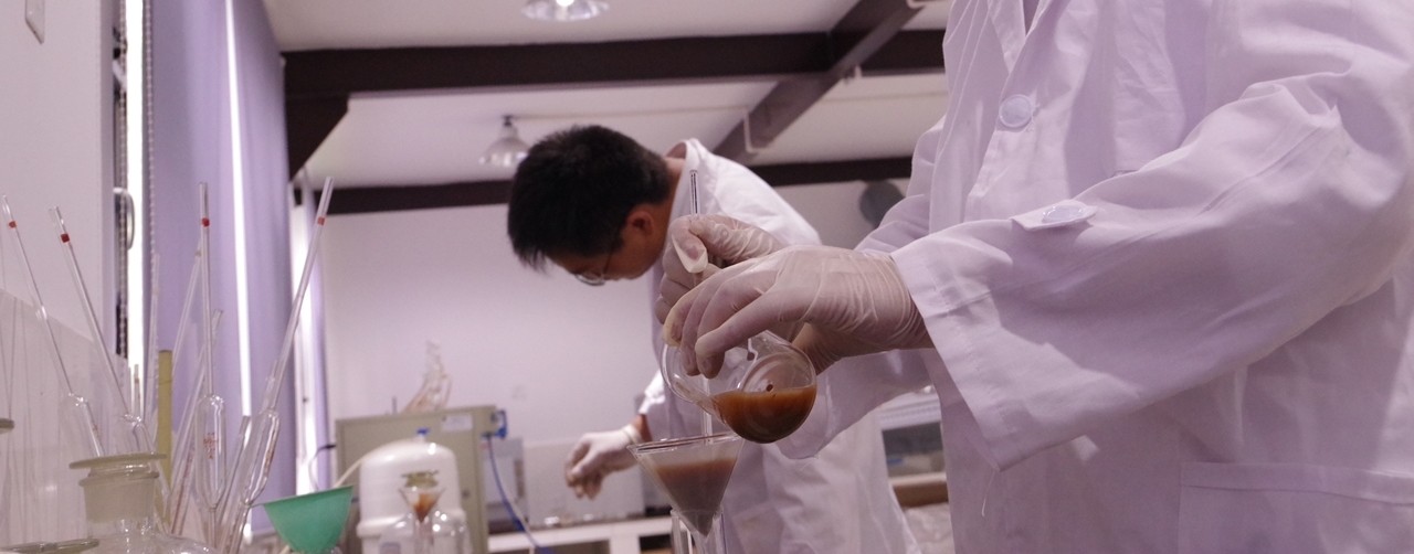 为了良好的生态环境，<br>我们继往开来努力研究